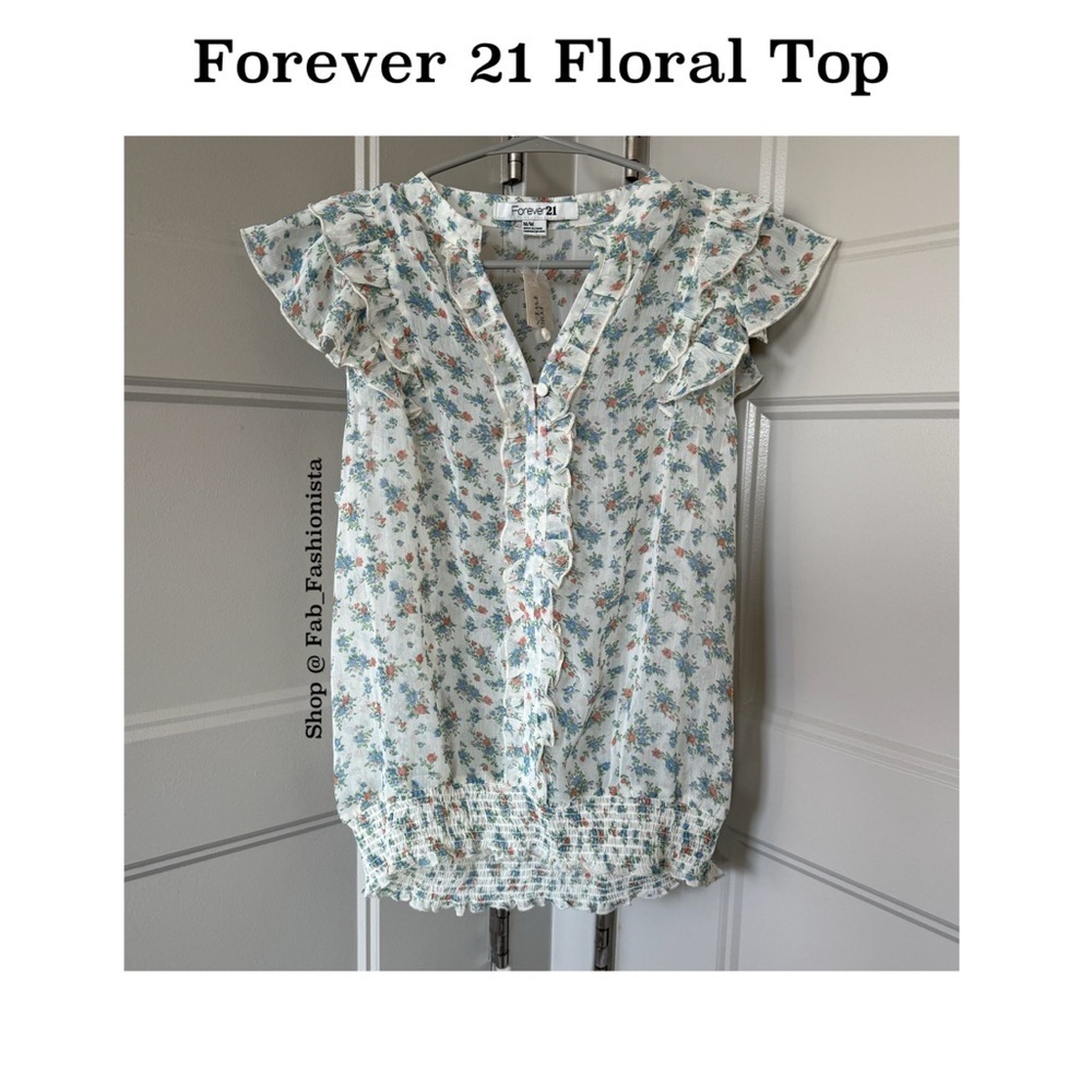 🛍️ Forever 21 Floral ruffle top size Medium